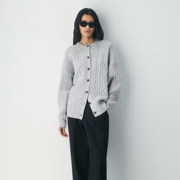 NWT Aritzia Heritage Knit Merino Wool Crew Cardigan Heather Chrome S - Picture 2 of 6